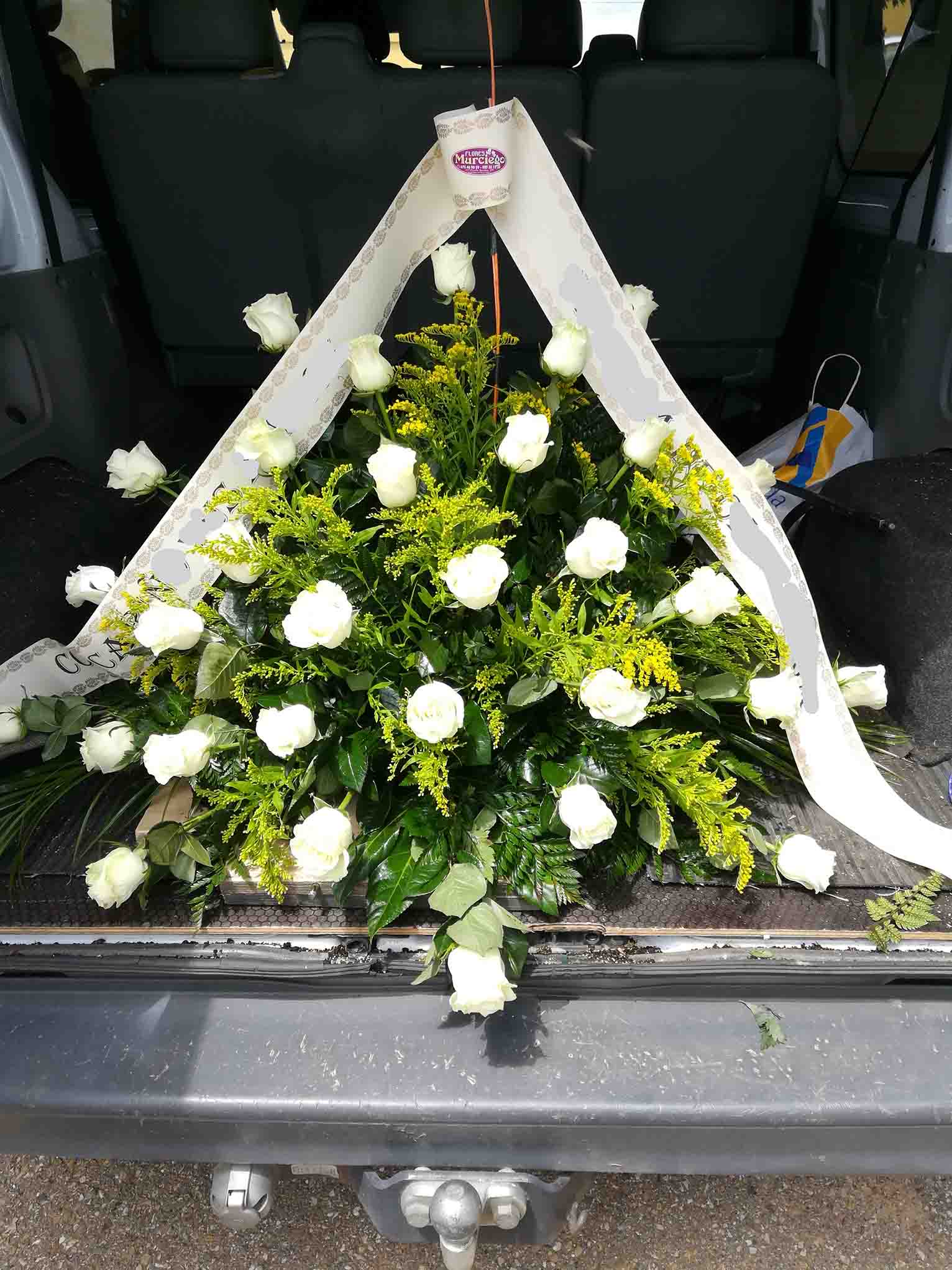 Funeraria Santa María flores de muerto